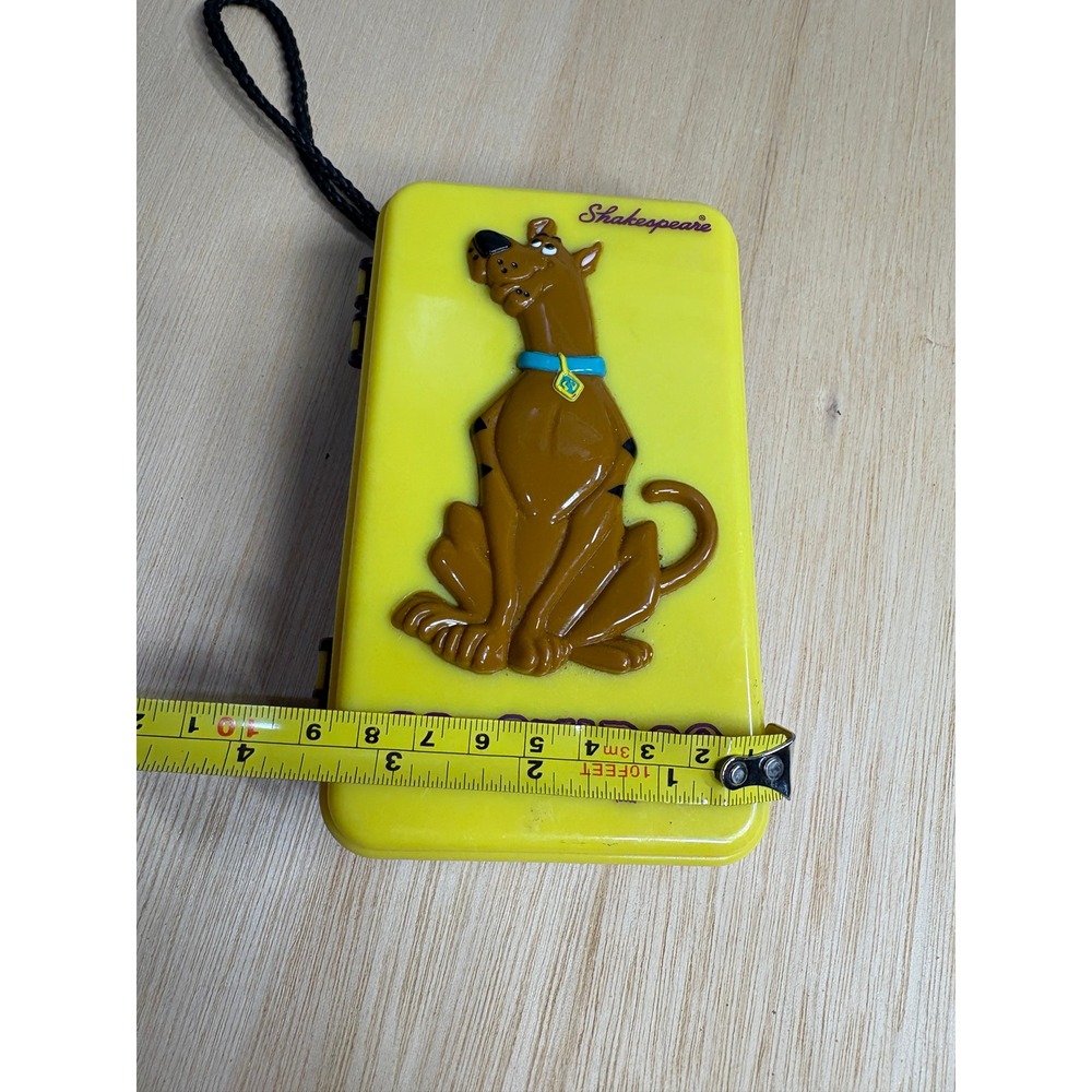 Vintage Shakespeare Scooby Doo Pocket Tackle Box Yellow Purple Fishing Case 2002